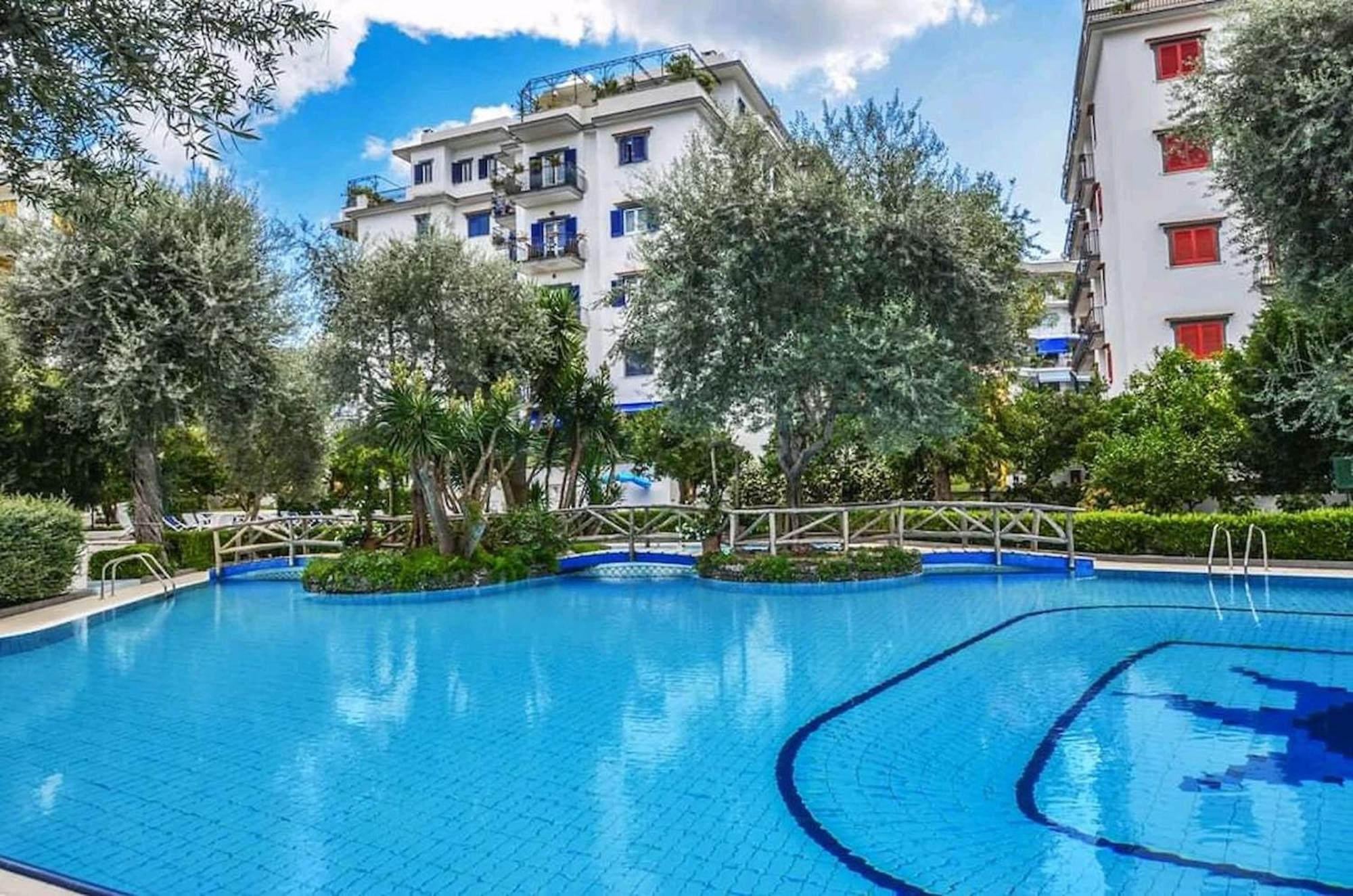 Sorrentovibes - Modern Apartment With Terrace, Swimming Pool&Tennis Exterior photo